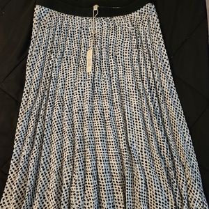 MAX Studios pleated skirt